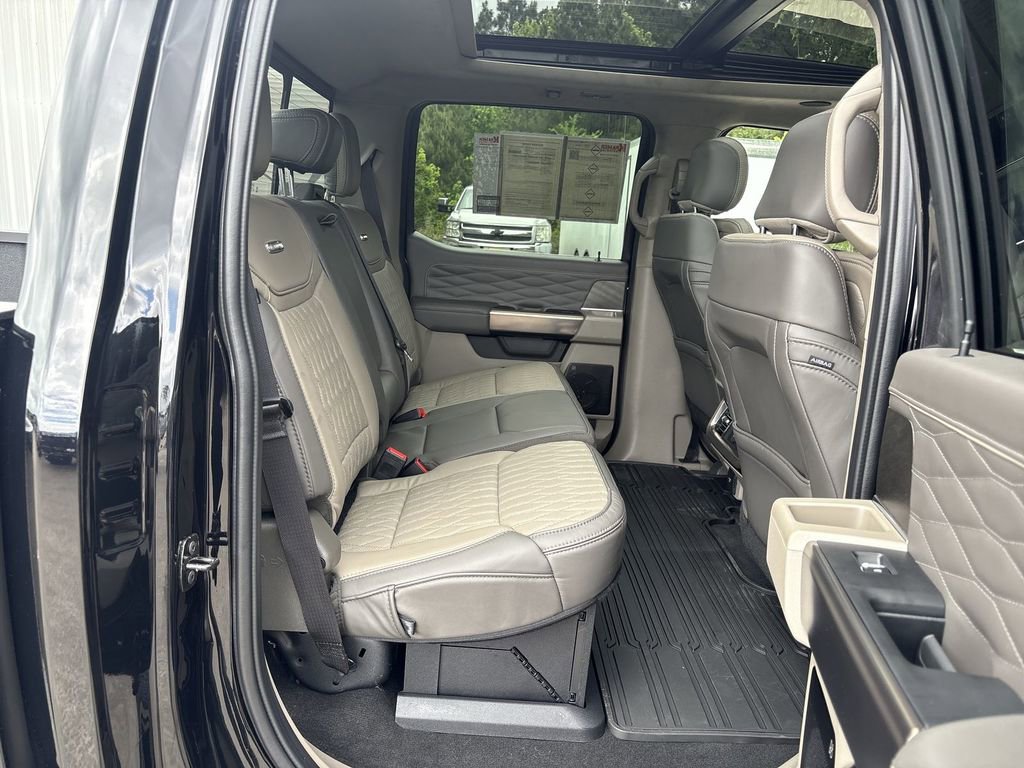 Used 2026 Ford F450 Platinum AWD/4WD image 28