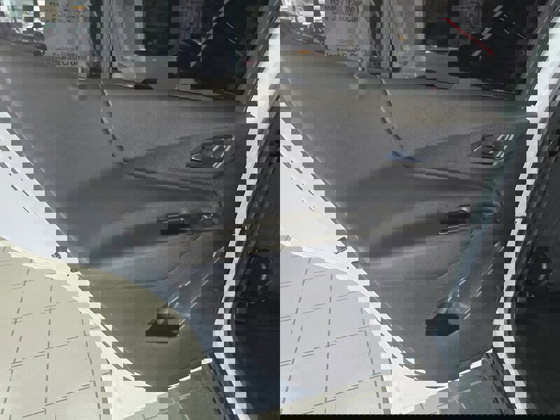 Used 2020 Chevrolet Equinox LT image 10