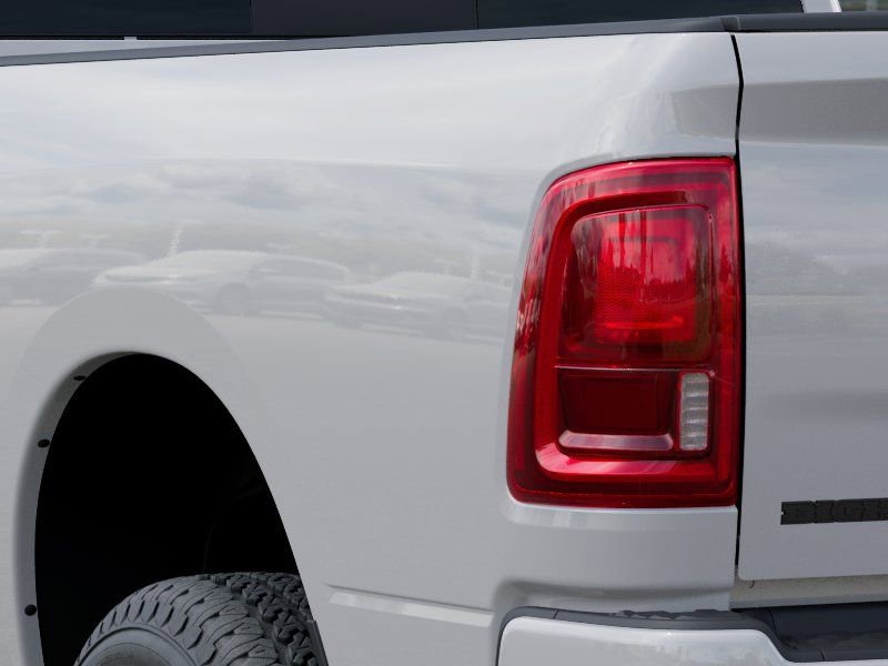 New 2026 RAM 2500 Big Horn AWD/4WD image 9