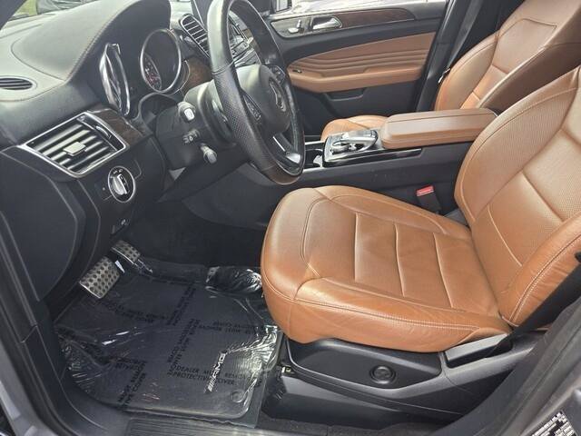 Used 2016 Mercedes-Benz GLE 450 4MATIC Coupe w/ Premium Package image 5