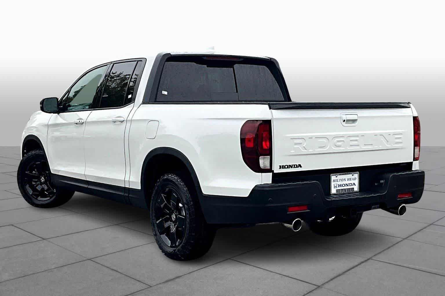 New 2026 Honda Ridgeline Black Edition image 7