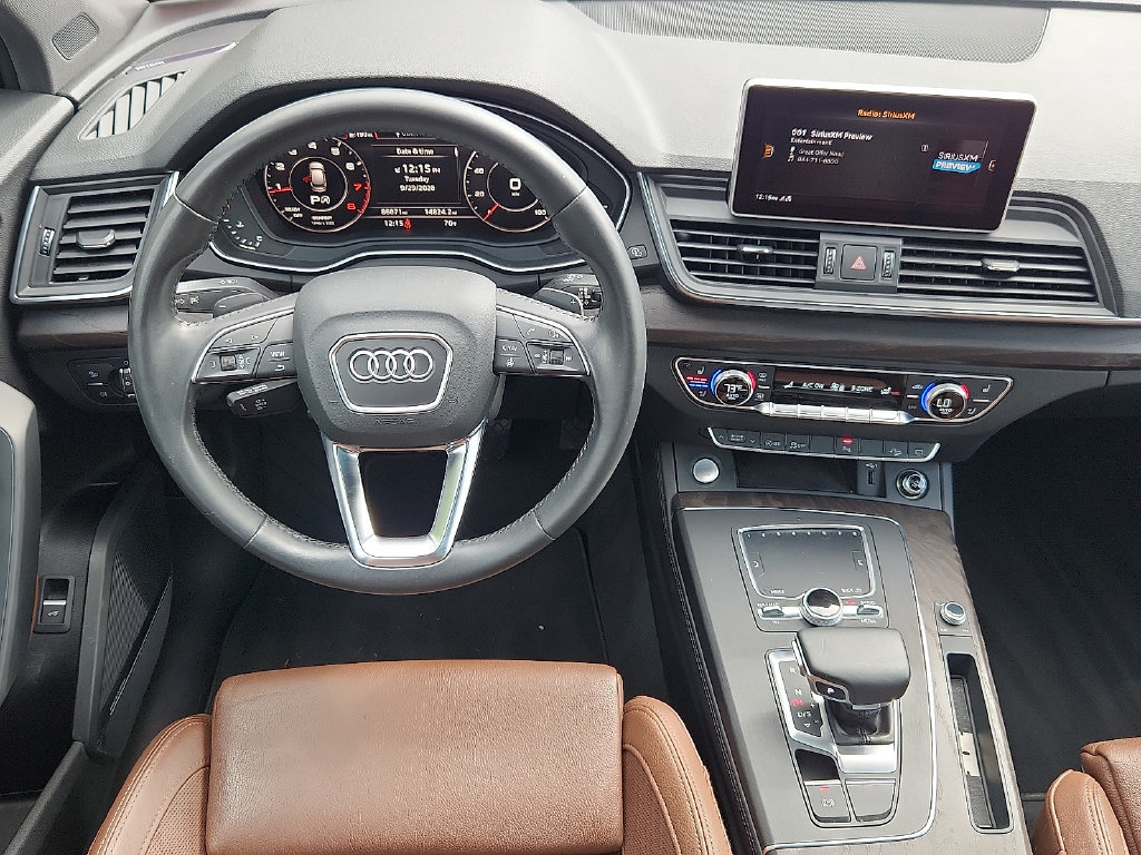 Used 2019 Audi Q5 2.0T Premium Plus w/ Premium Plus Package AWD/4WD image 4