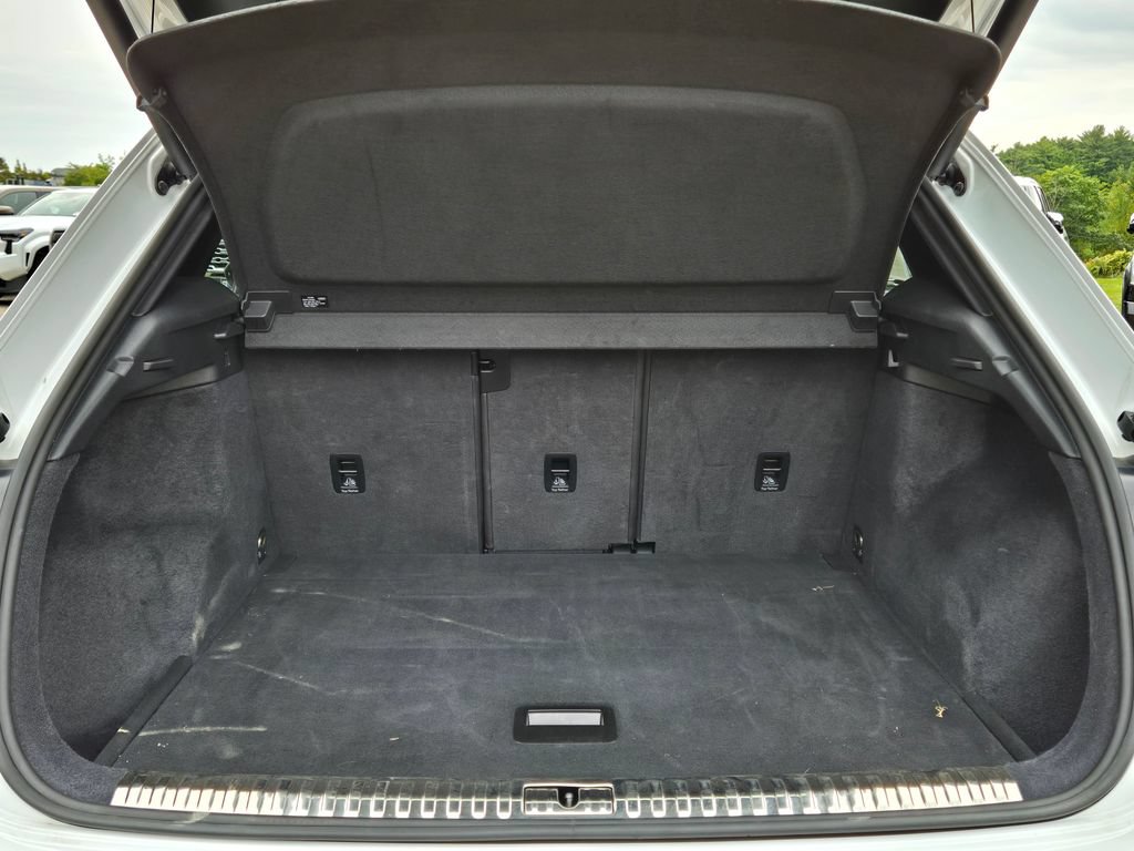 Used 2025 Audi Q3 2.0T Premium AWD/4WD image 10