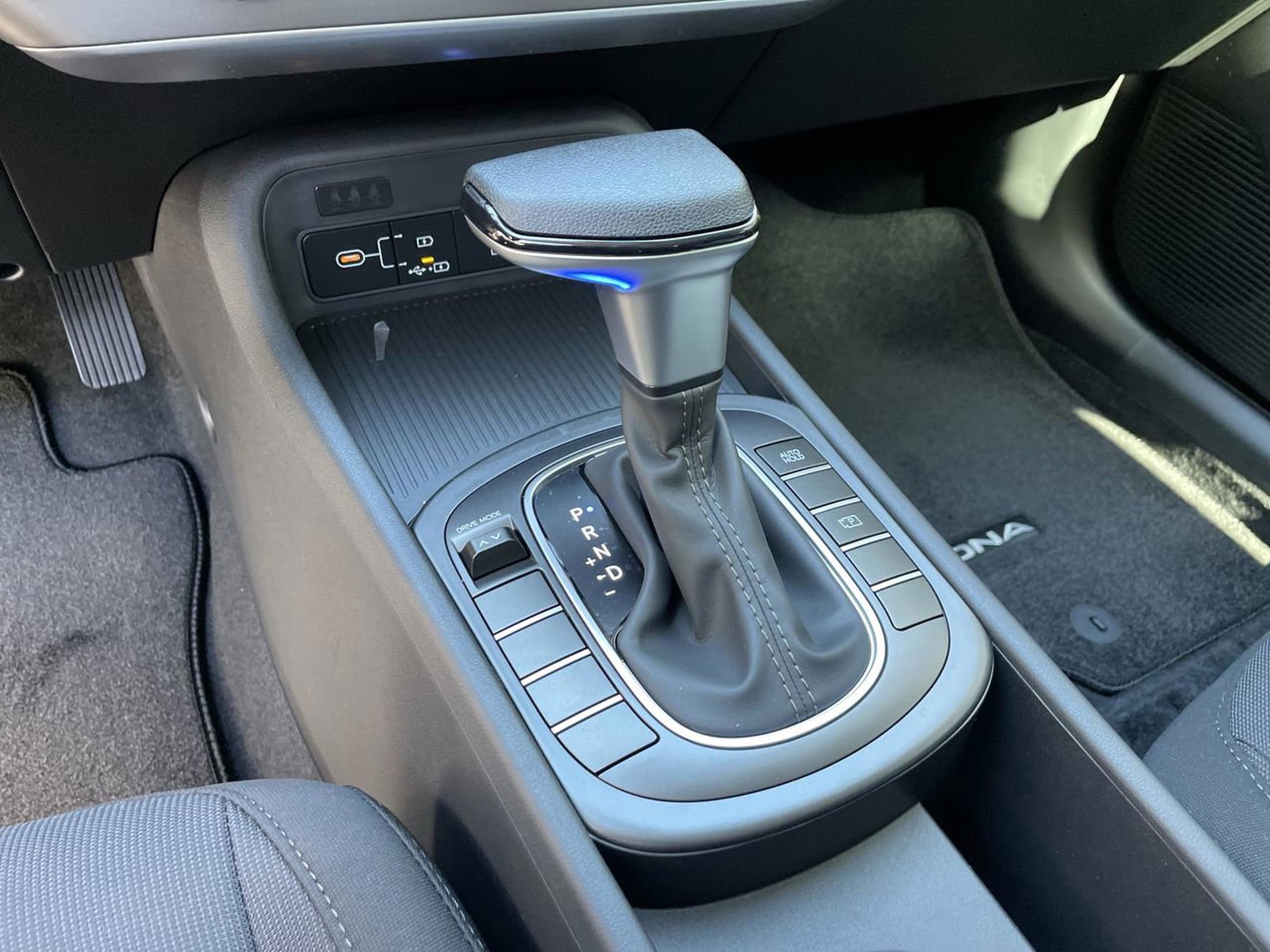 New 2026 Hyundai Kona SE image 15