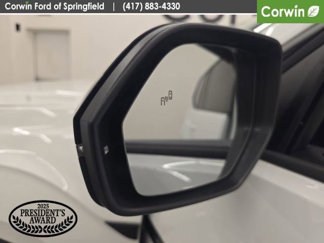 Used 2024 Volkswagen Atlas Peak Edition SE AWD/4WD image 35