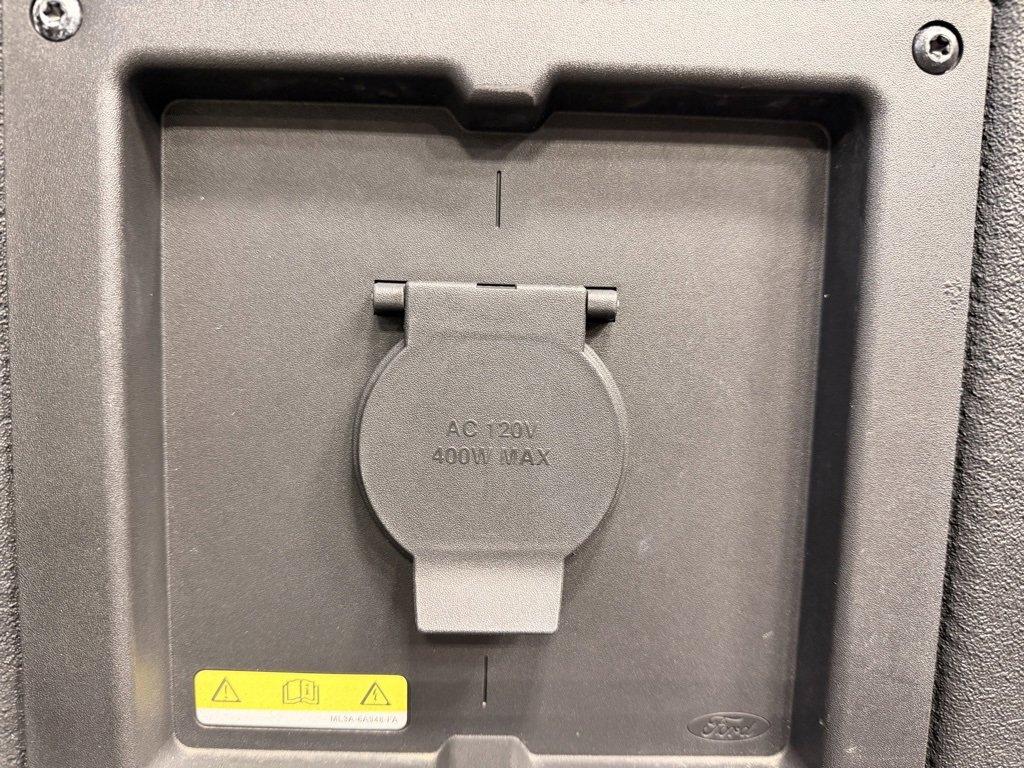 Used 2023 Ford F150 XLT w/ Equipment Group 302A High image 11