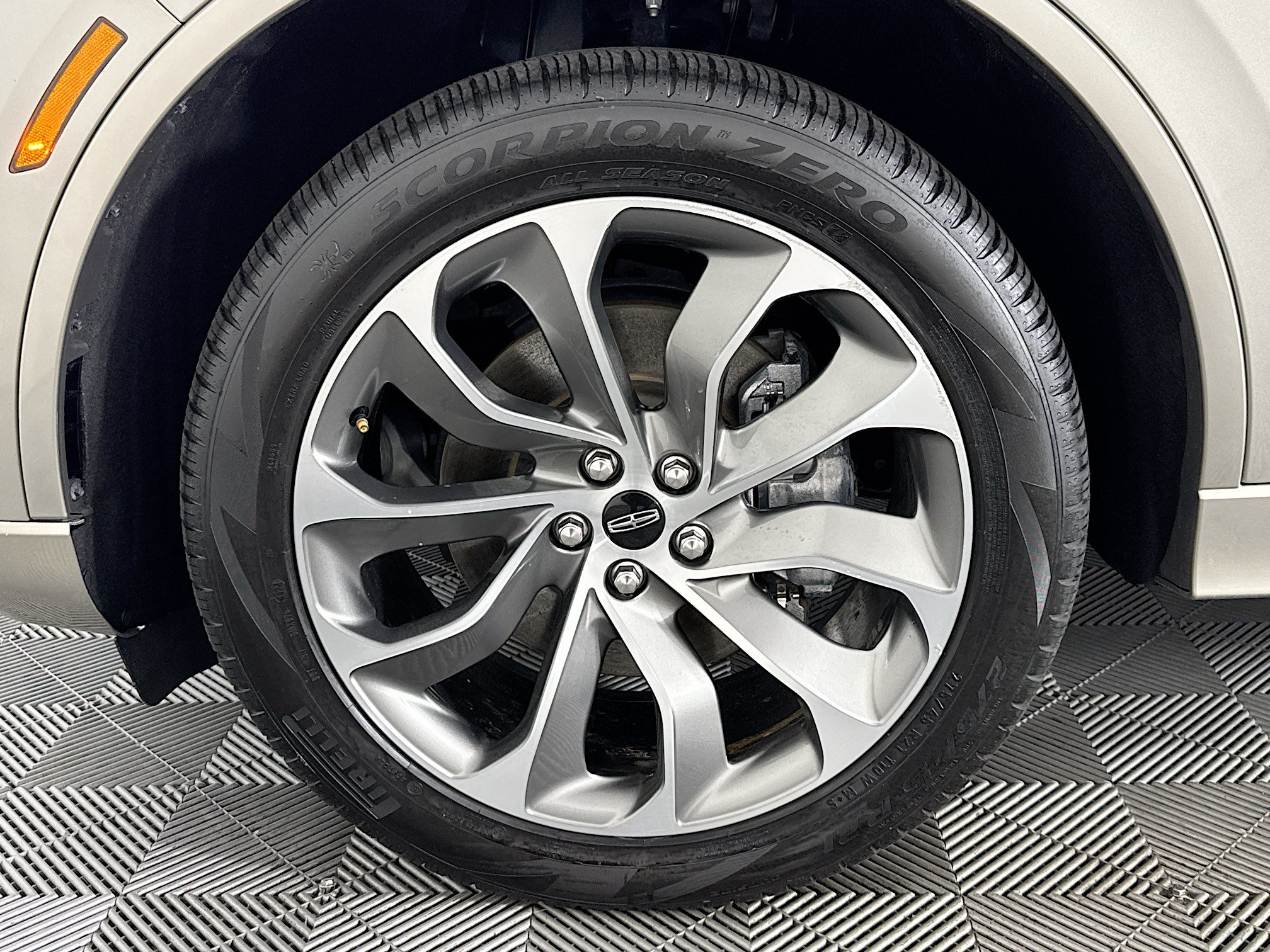 Used 2023 Lincoln Aviator Grand Touring w/ Equipment Group 301A AWD/4WD image 67
