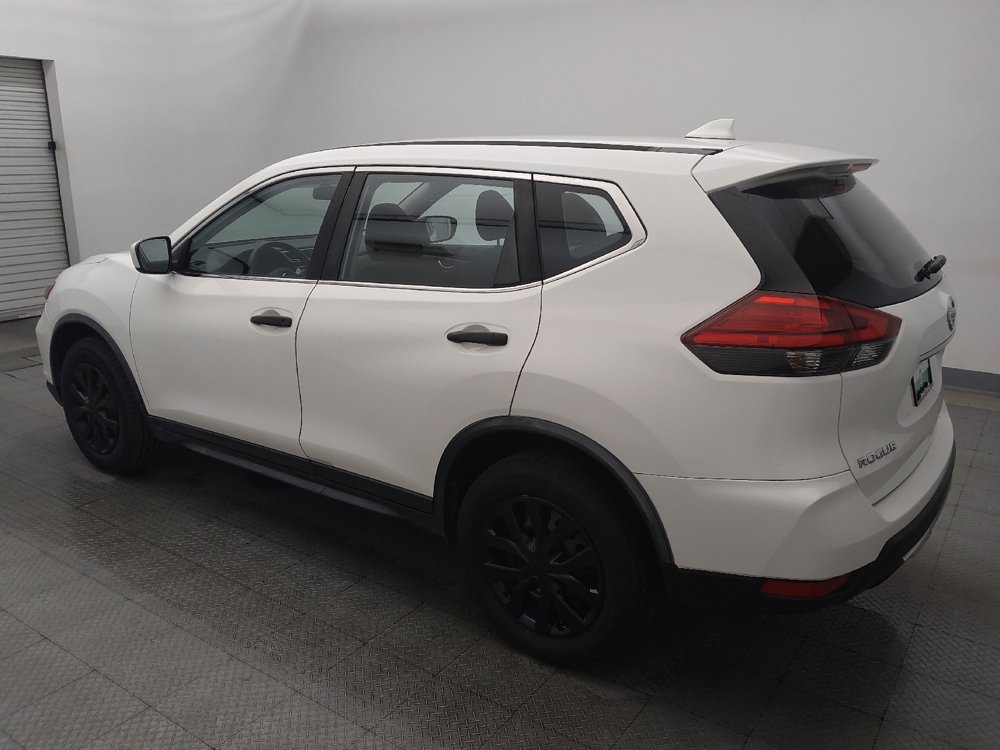 Used 2017 Nissan Rogue S AWD/4WD image 3