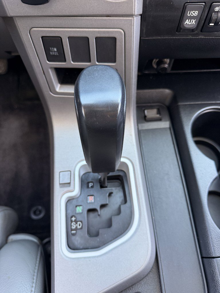 Used 2012 Toyota Sequoia SR5 w/ Premium Pkg RWD image 29