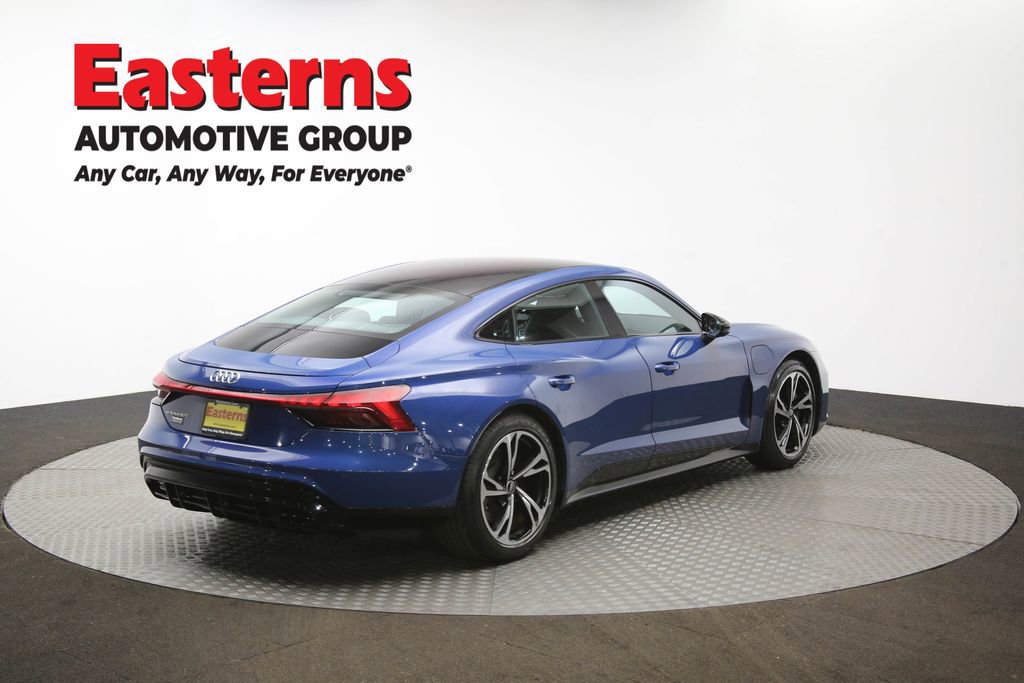Used 2022 Audi e-tron GT Premium Plus w/ Performance Package image 43