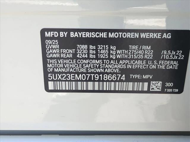 Used 2026 BMW X7 xDrive40i w/ Premium Package image 17