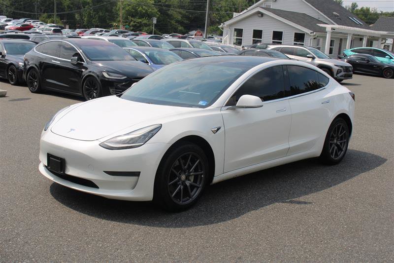 Used 2018 Tesla Model 3 Mid Range RWD image 3