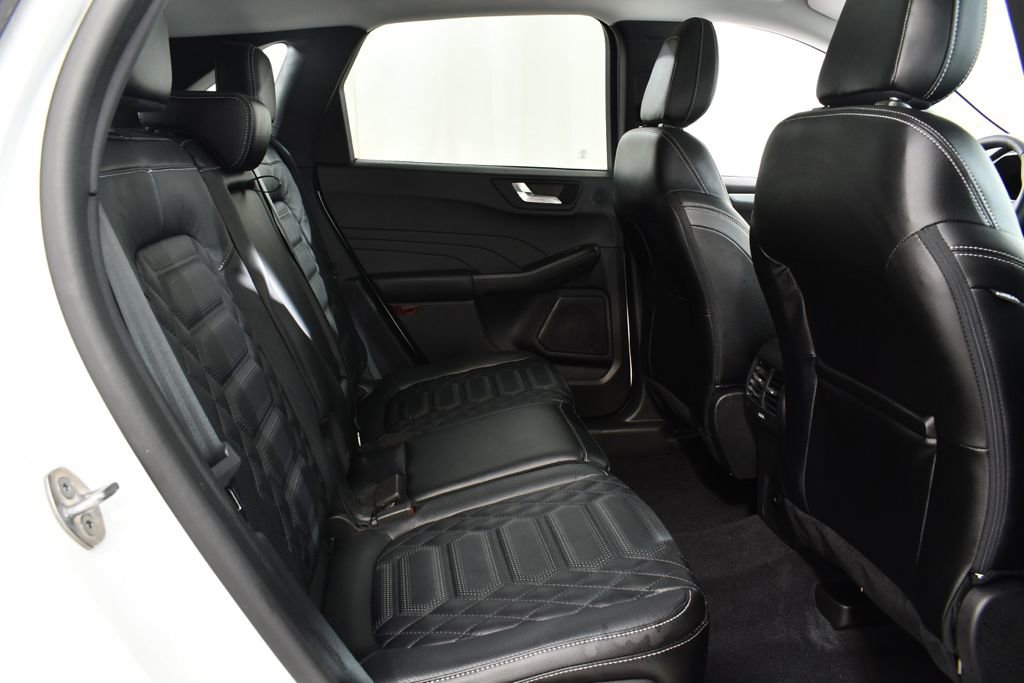 Used 2023 Ford Escape Platinum w/ Premium Technology Package image 19