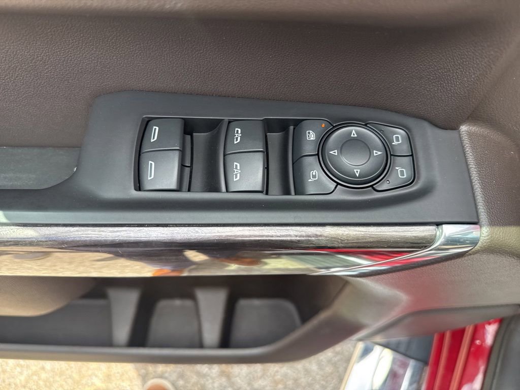 Used 2020 Chevrolet Silverado 1500 LTZ AWD/4WD image 10
