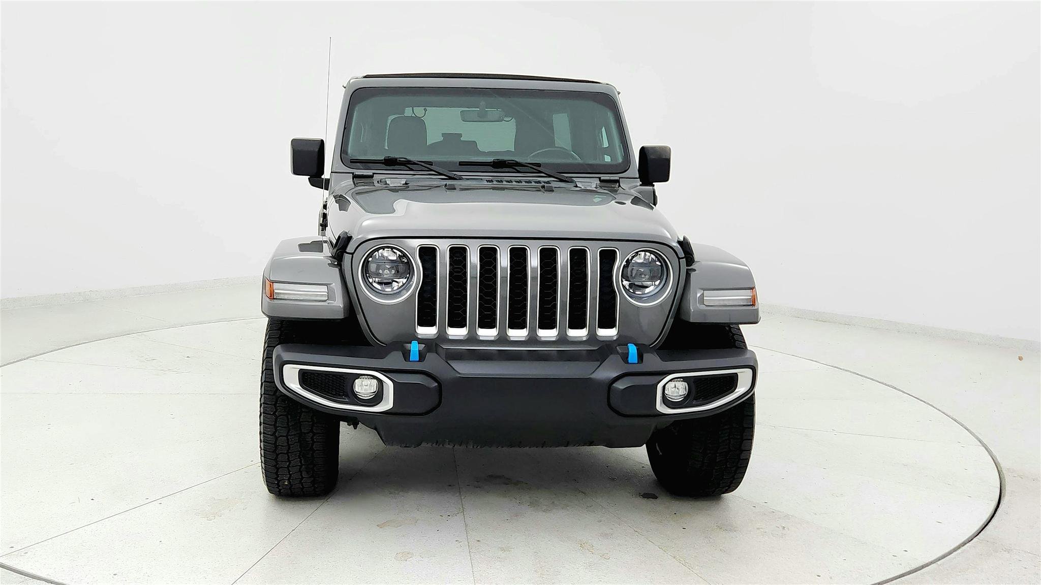 Used 2023 Jeep Wrangler Unlimited Sahara w/ Cold Weather Group AWD/4WD image 8