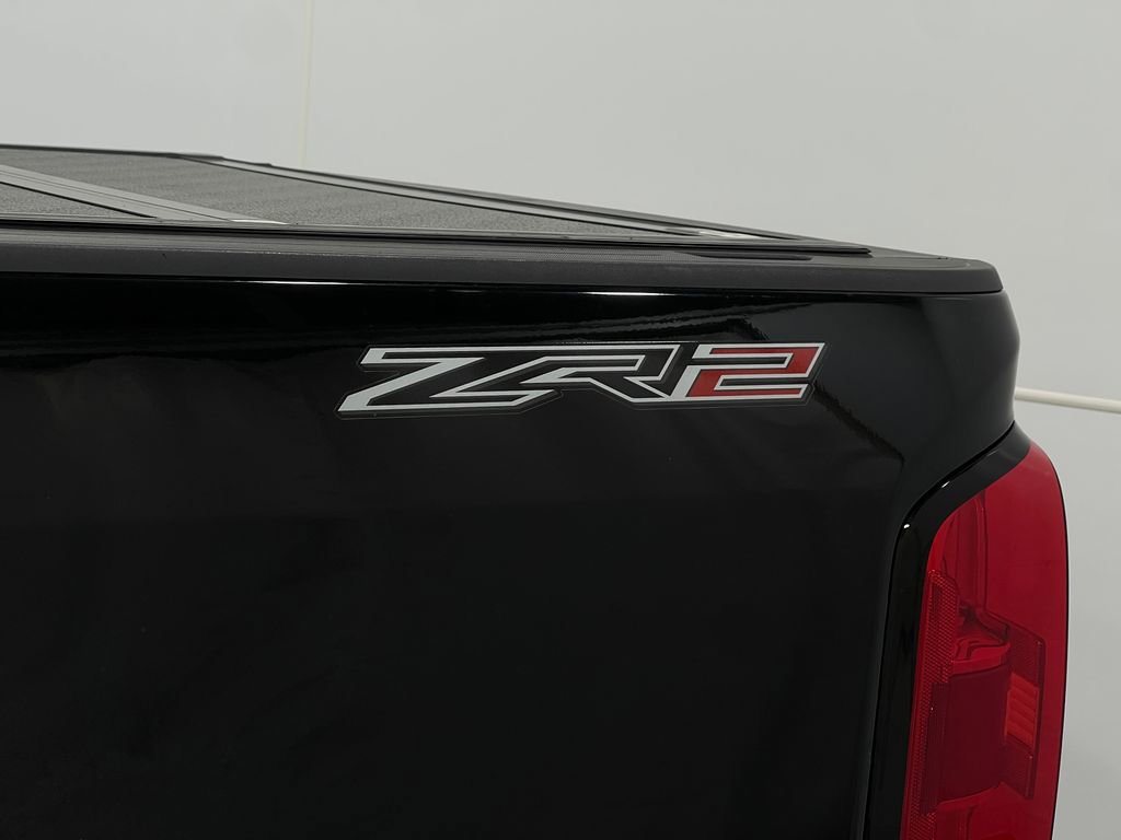 Used 2018 Chevrolet Colorado ZR2 image 35