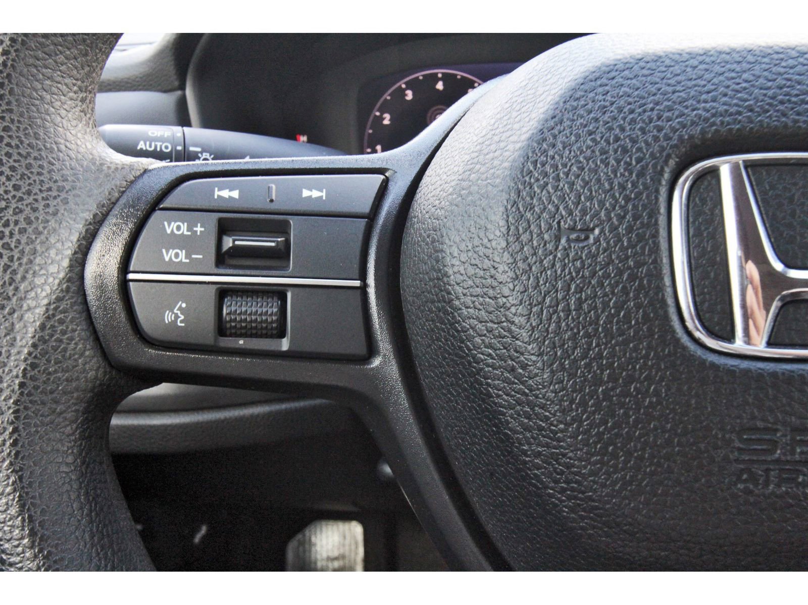 Used 2024 Honda Accord EX image 15