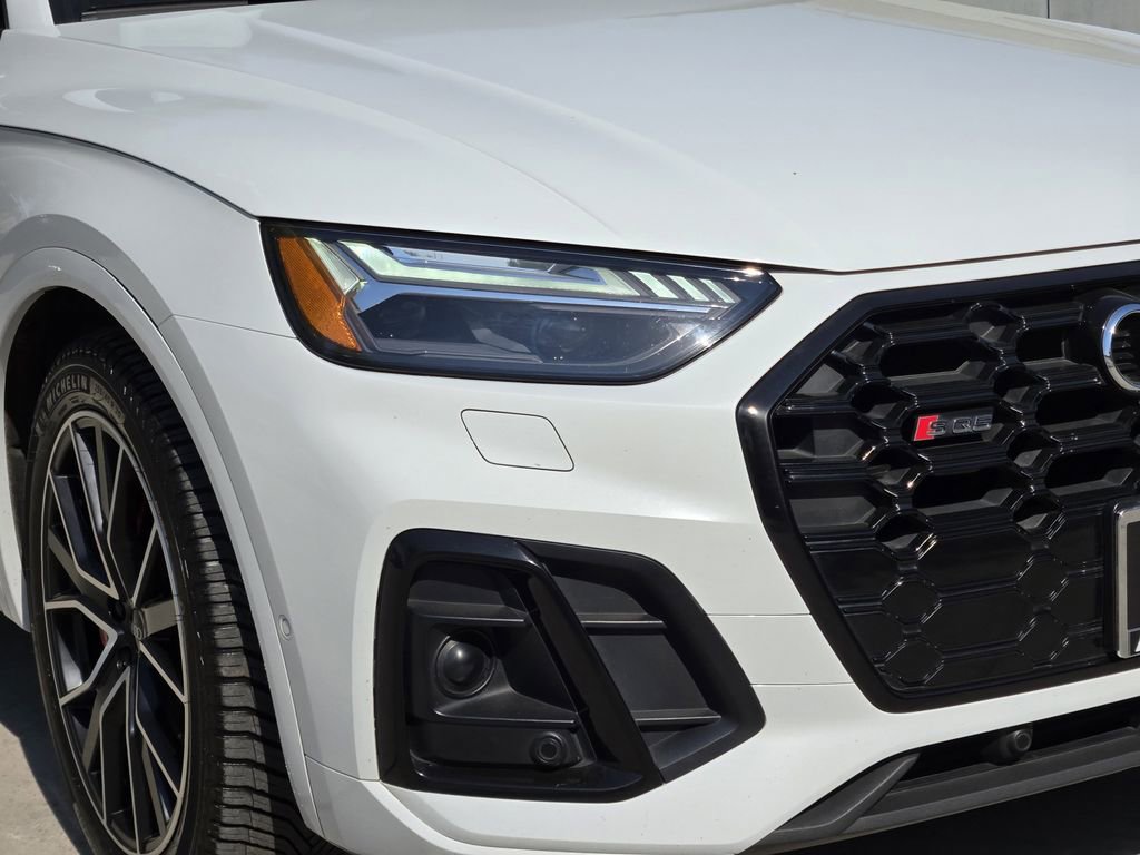 Used 2021 Audi SQ5 Prestige w/ Prestige Package image 12
