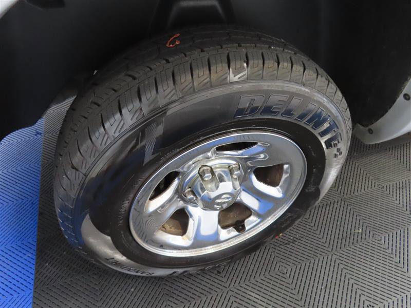 Used 2015 RAM 1500 Laramie w/ Convenience Group image 9