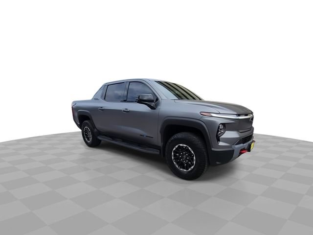 Used 2026 Chevrolet Silverado EV Trail Boss w/ Plus Package AWD/4WD image 2