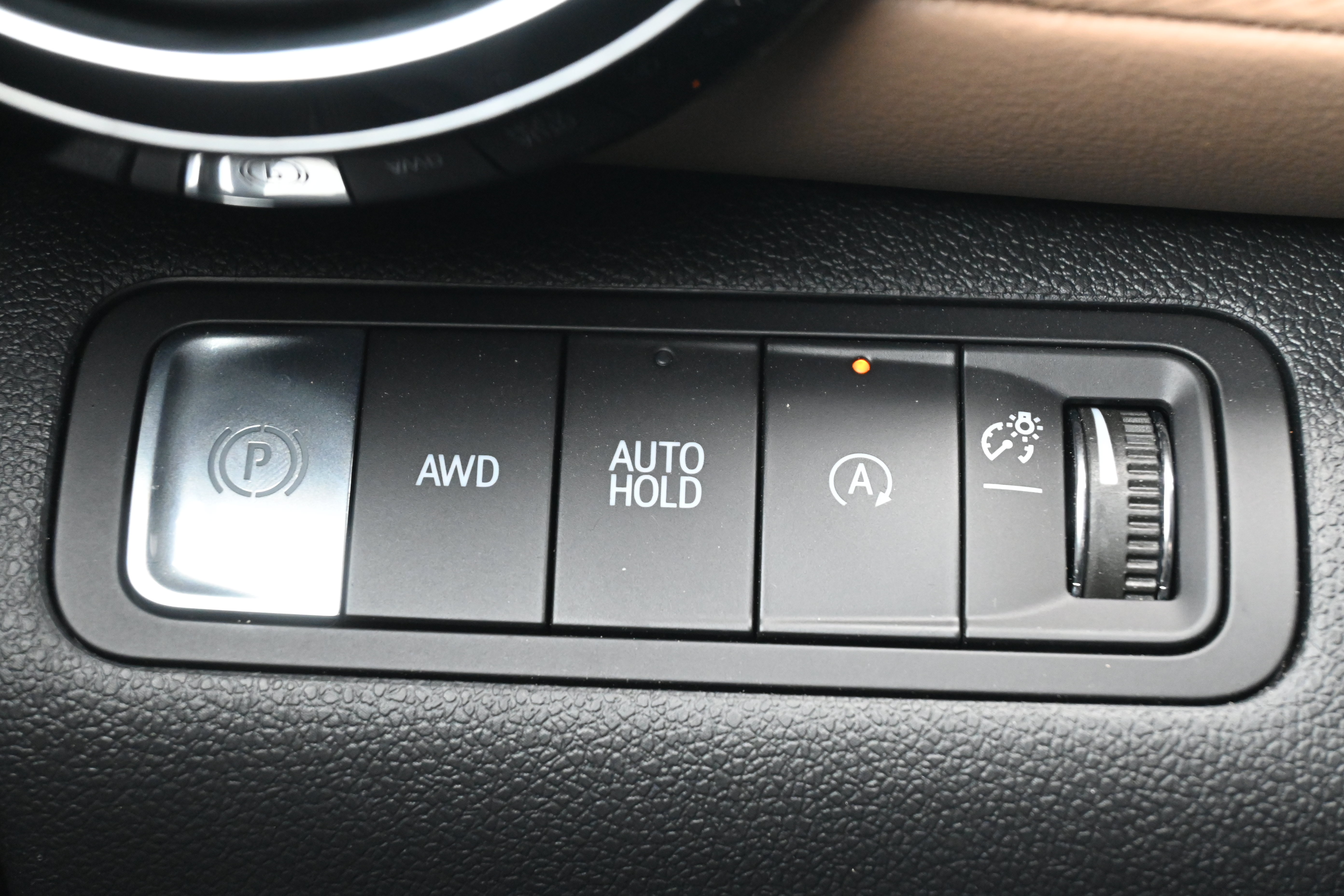 New 2026 Chevrolet Equinox ACTIV w/ Safety and Technology Package AWD/4WD image 28