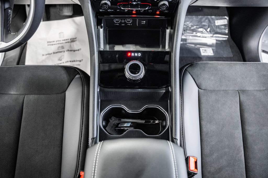 New 2025 Jeep Grand Cherokee Altitude image 24