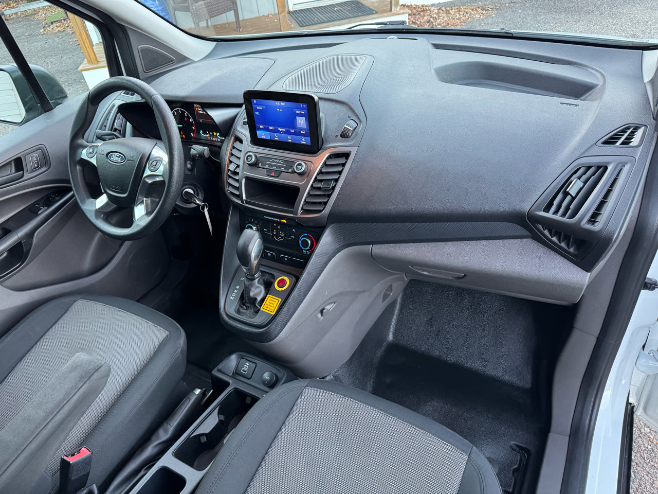 Used 2022 Ford Transit Connect XL image 38