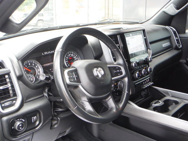 Used 2022 RAM 1500 Big Horn AWD/4WD image 3