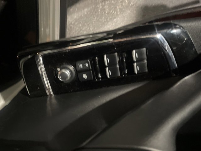 Certified 2022 MAZDA CX-9 Touring w/ Touring Premium Package image 14