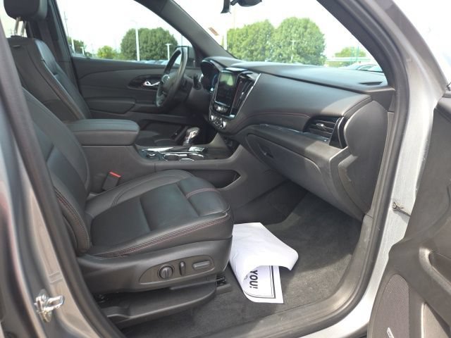 Used 2023 Chevrolet Traverse RS AWD/4WD image 58