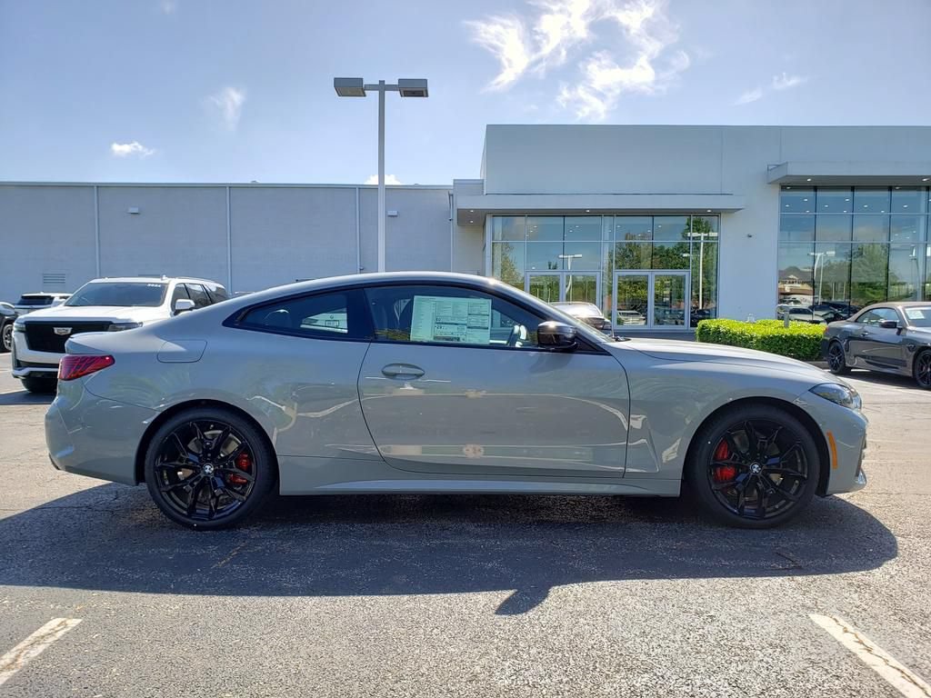 New 2026 BMW 440i xDrive Coupe w/ Premium Package AWD/4WD image 3