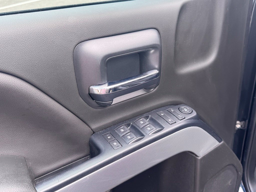 Used 2019 Chevrolet Silverado 1500 LT w/ All Star Edition AWD/4WD image 12