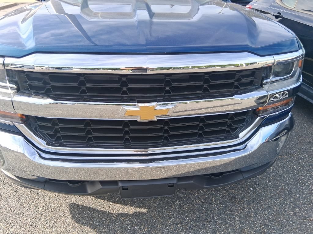 Used 2016 Chevrolet Silverado 1500 LT w/ All Star Edition AWD/4WD image 19