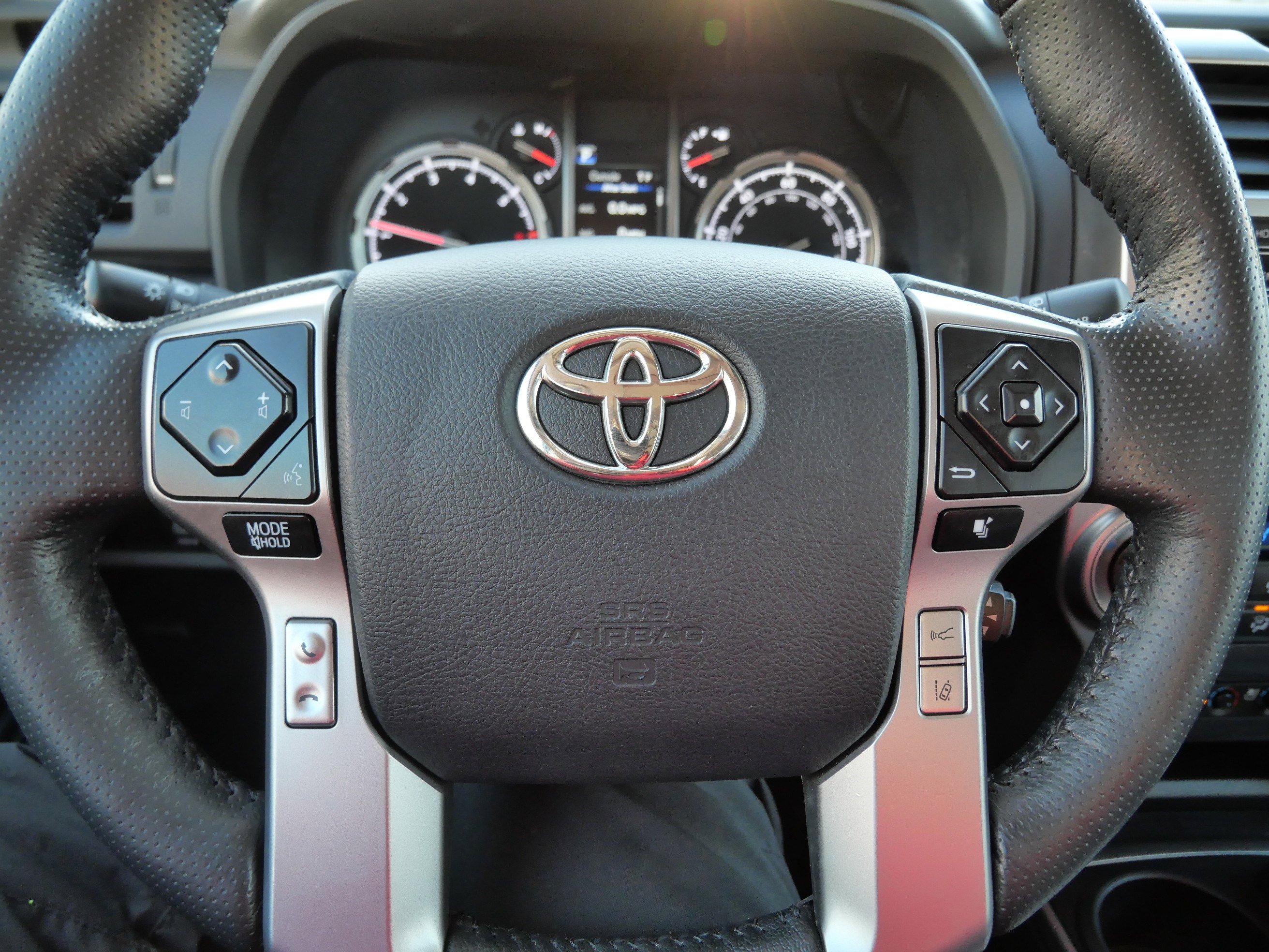 Used 2023 Toyota 4Runner Limited image 21