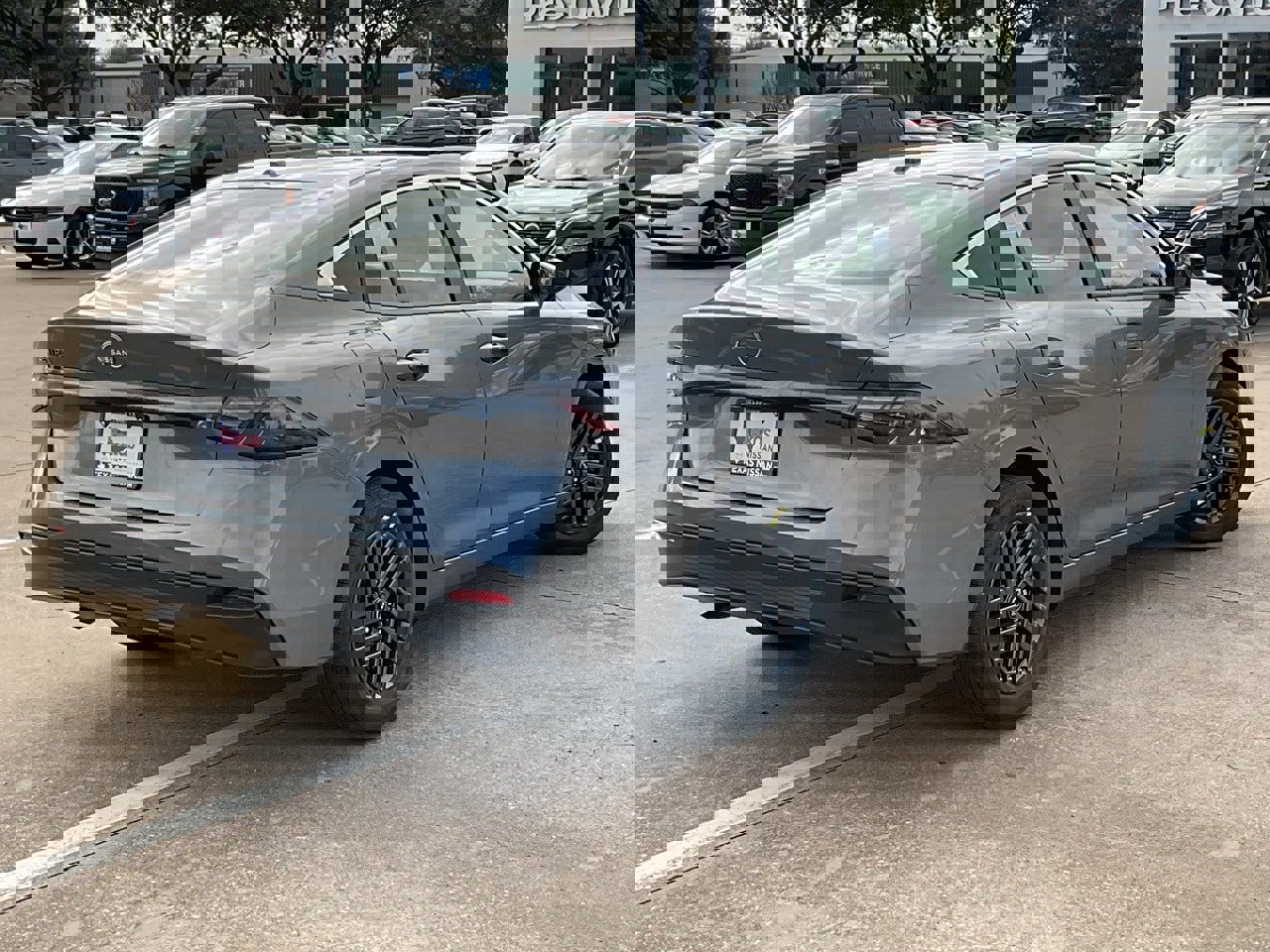 New 2026 Nissan Sentra SV image 5