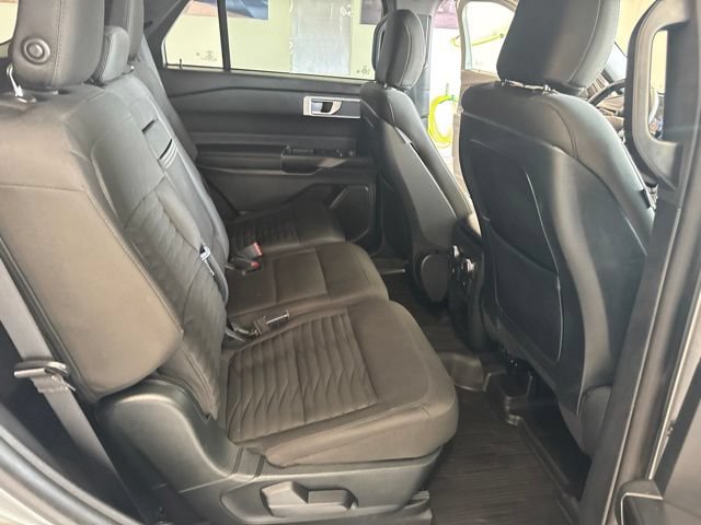 Used 2020 Ford Explorer XLT w/ Comfort Package AWD/4WD image 8