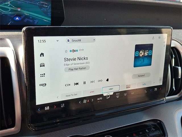 Used 2025 Ford Expedition Active image 17