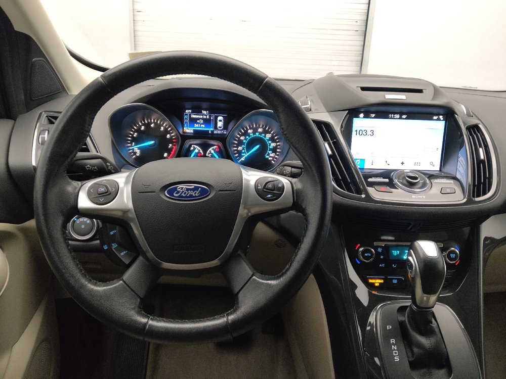 Used 2016 Ford Escape Titanium image 22