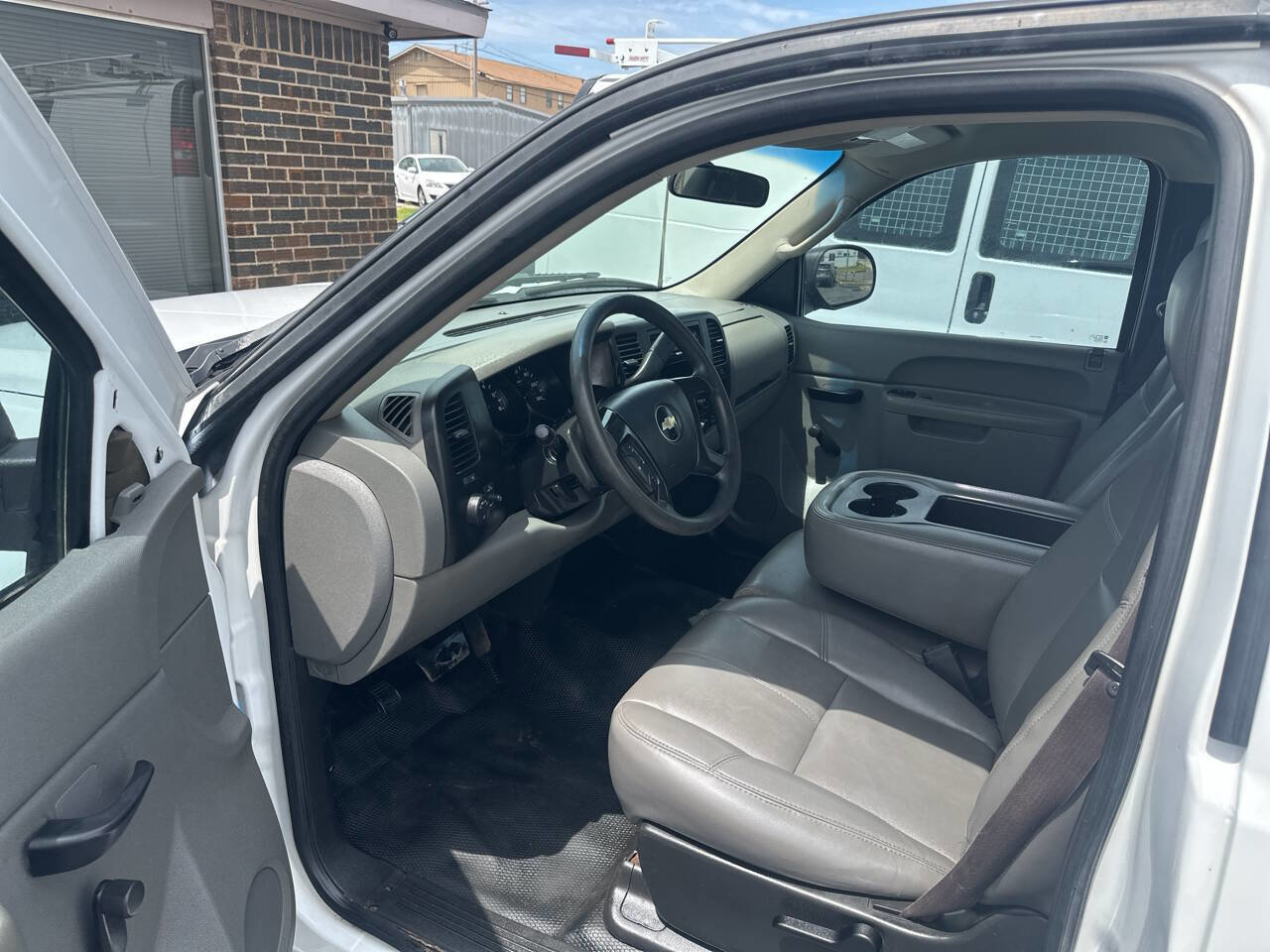 Used 2012 Chevrolet Silverado 1500 W/T RWD image 12