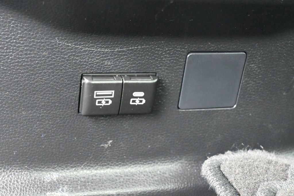 Used 2025 Toyota Tundra SR5 RWD image 18