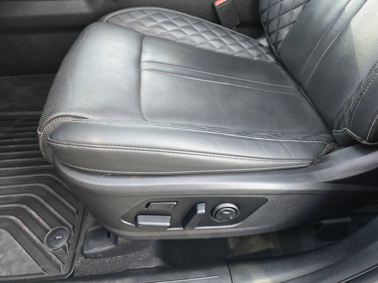 Used 2023 Kia Sorento SX Prestige AWD/4WD image 14