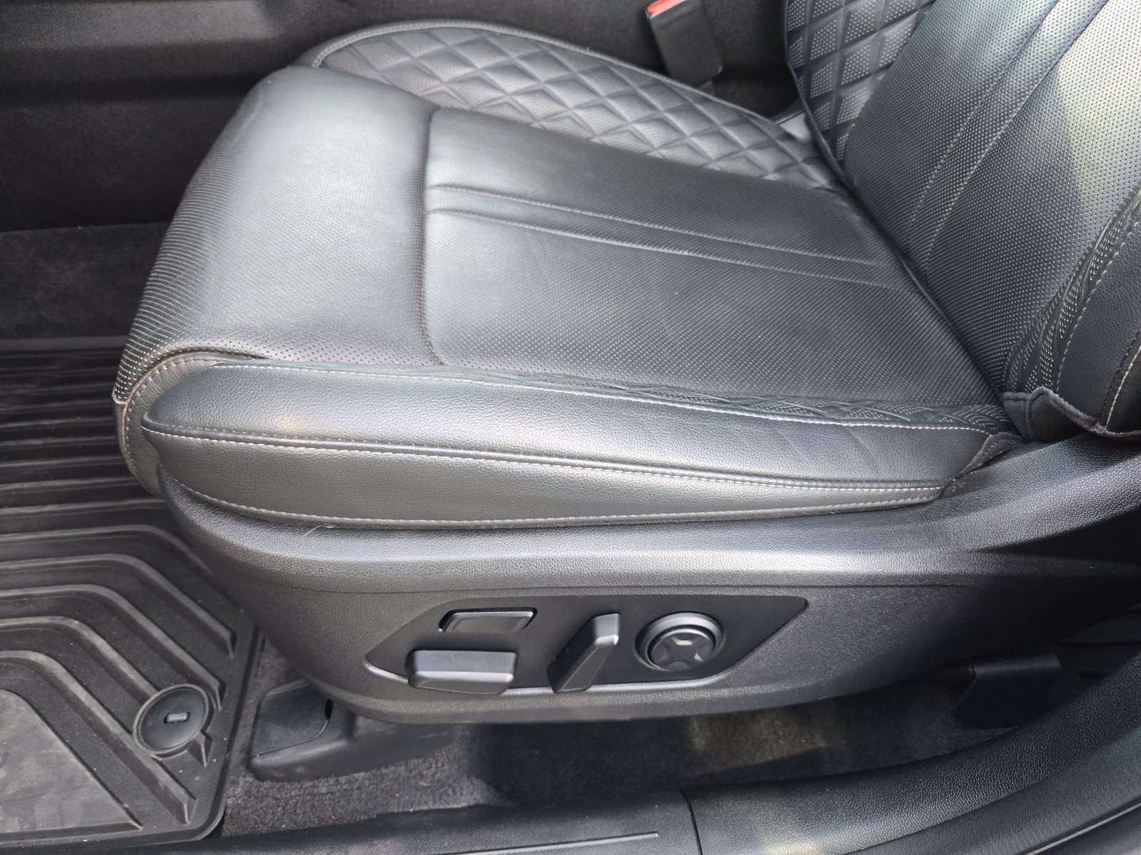 Used 2023 Kia Sorento SX Prestige AWD/4WD image 14