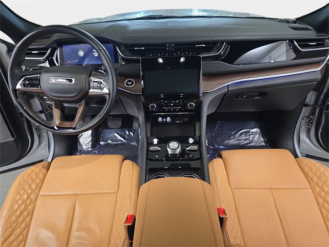 Used 2023 Jeep Grand Cherokee L Summit w/ Advanced Protech Group IV image 9