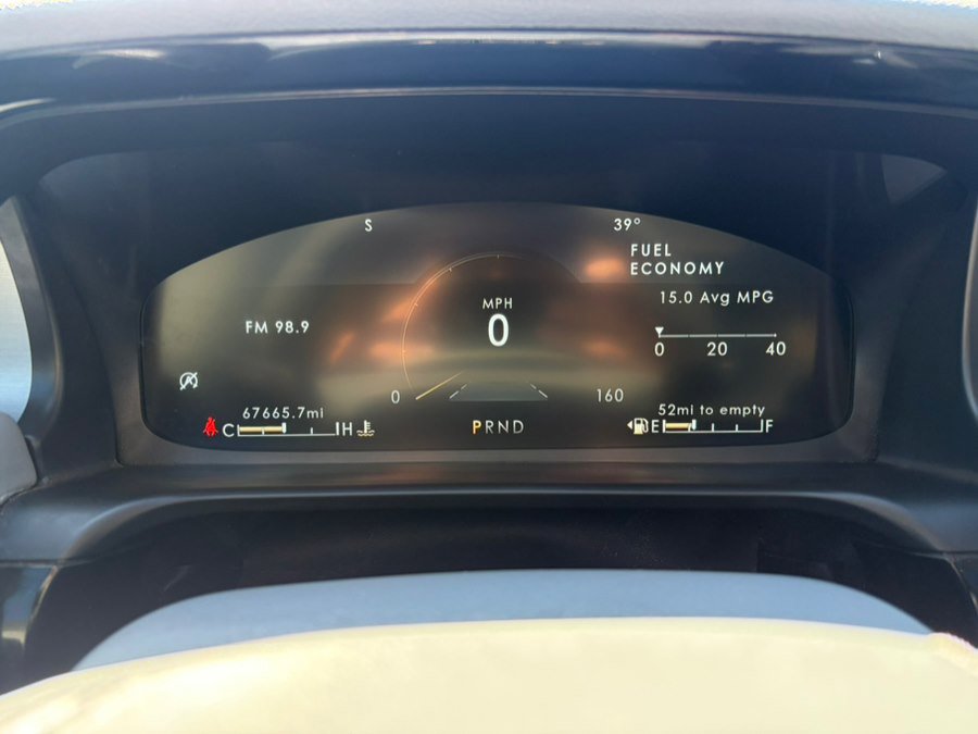 Used 2021 Lincoln Aviator Reserve w/ Elements Package Plus image 23