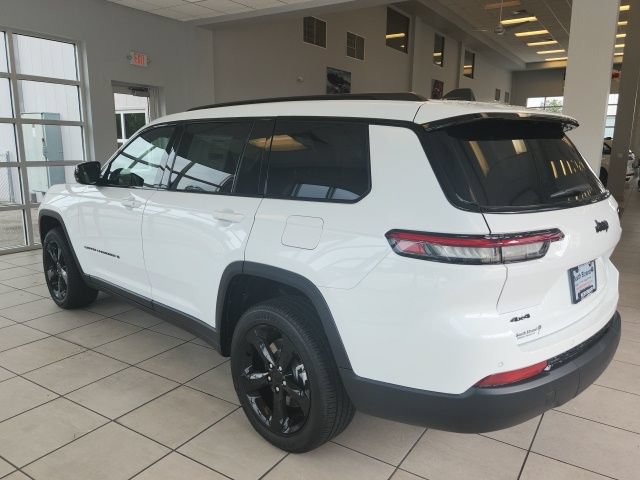 New 2024 Jeep Grand Cherokee L Altitude AWD/4WD image 6