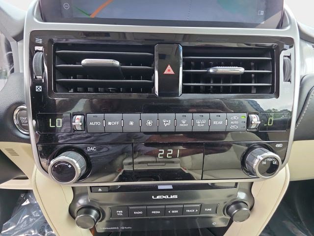 Used 2023 Lexus GX 460 Premium w/ Premium Package AWD/4WD image 22