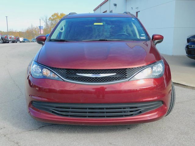 Used 2020 Chrysler Voyager Lxi image 20