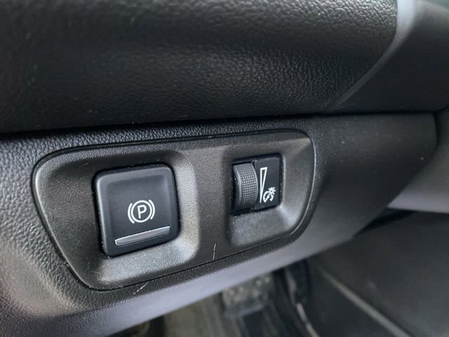 Used 2018 GMC Acadia SLT w/ LPO, Floor Liner Package image 18