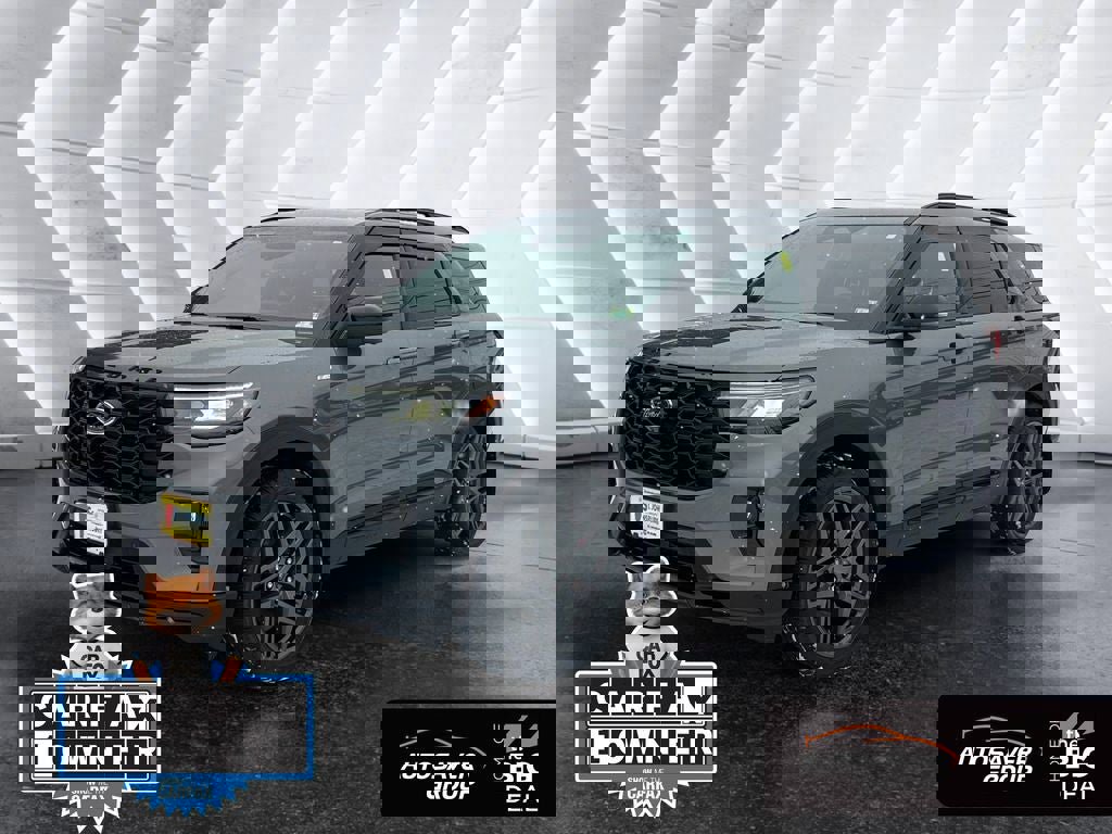 Used 2025 Ford Explorer ST-Line w/ Premium Package
