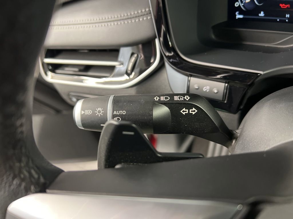 Used 2023 INFINITI QX60 Luxe w/ Vision Package image 21